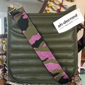 NWT Ahdorned Quilted Faux Leather Messenger Crossbody w/ Fashion Strap